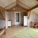 شقة Gemuetliche Dachwohnung Am Tor Zum Schwarzwald