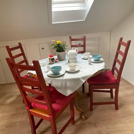 Apartmán Gemuetliche Dachwohnung Am Tor Zum Schwarzwald Bischweier
